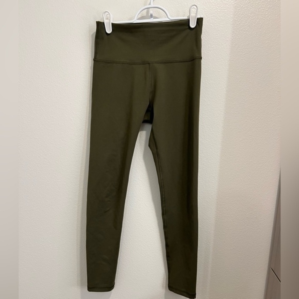 Olive green aritzia babaton leggings